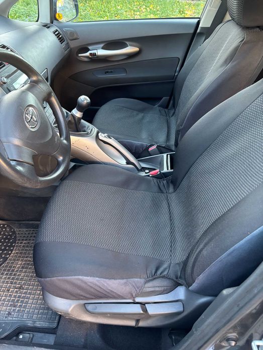 Toyota Auris 1.4 bezwypadkowa