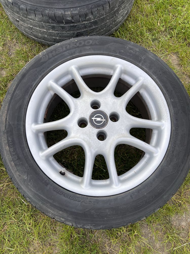 Felgi 16 4x100 opel astra corsa +2 opony