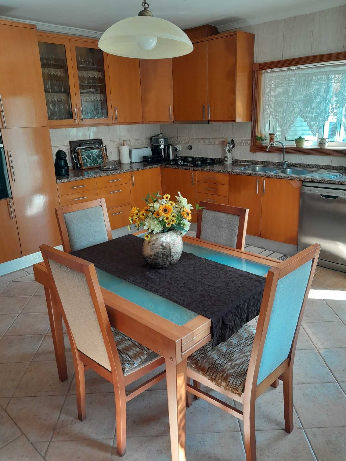 A sua casa de sonho, entre o campo e a cidade!