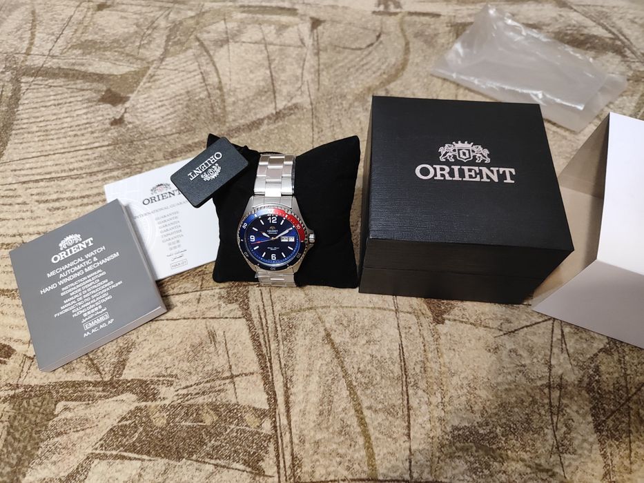 Чоловічий годинник Orient FAA02009D9 Mako II