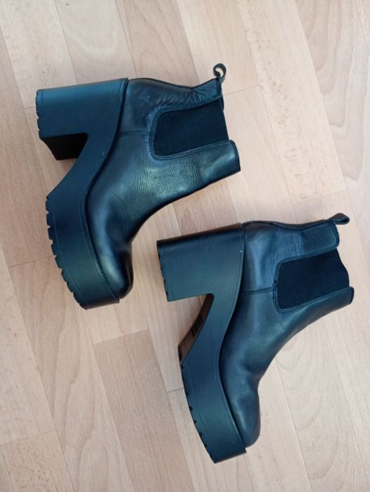 Ботильйони,черевики,жіноче взутя 39розмір WINDSORSMITH