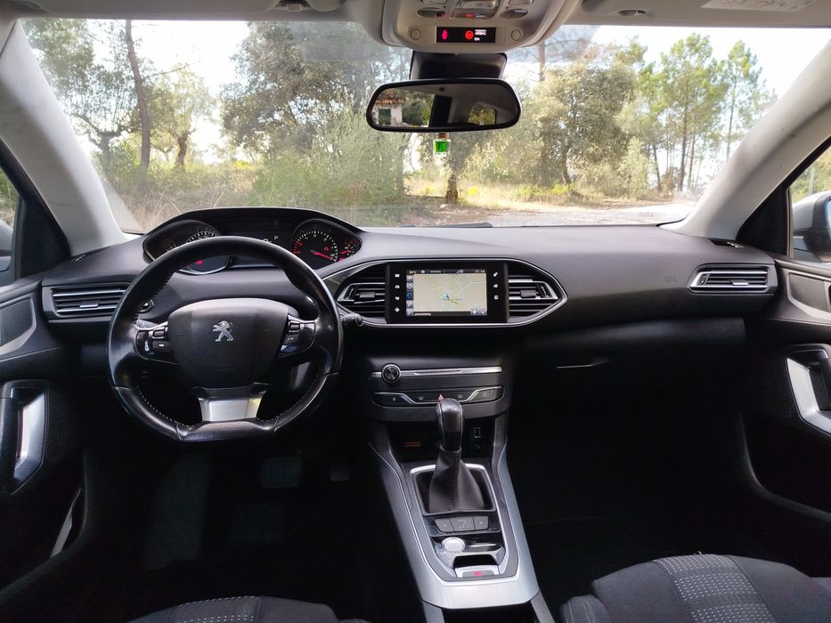 Peugeot 308 SW 1.6 HDI Automática