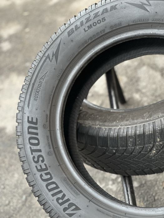 Bridgestone Blizzak lm005 99Н 225/60 r17 6.9-6мм 2023рік