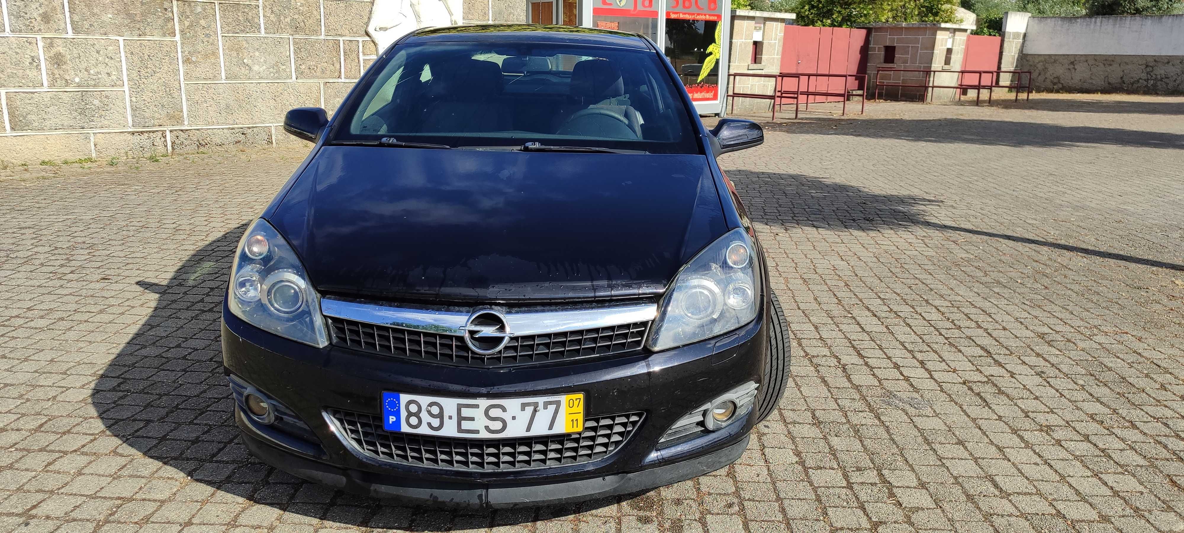 Opel astra GTC bom estado geral
