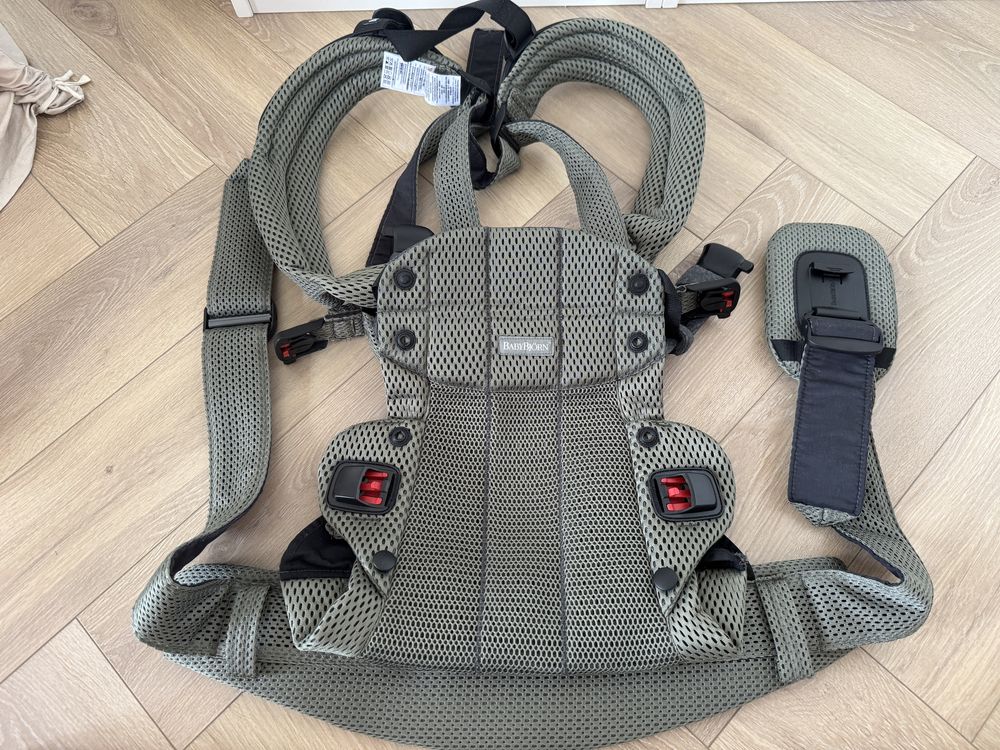 BABYBJORN nosidełko Harmony 3D Mesh, śliniaczek, przykrycie