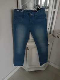 Spodnie roz 152 jeansowe