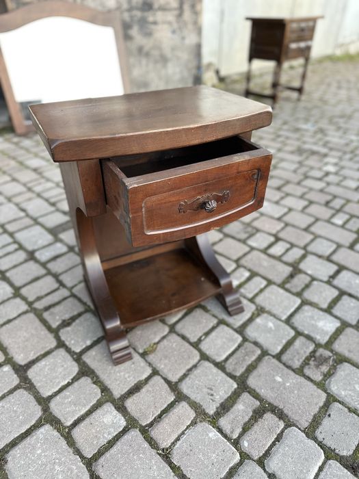 Комод. Приліжкові тумбочки