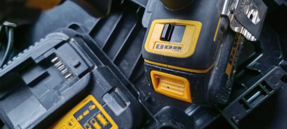 Zakretarka DeWalt dcf 887 p2