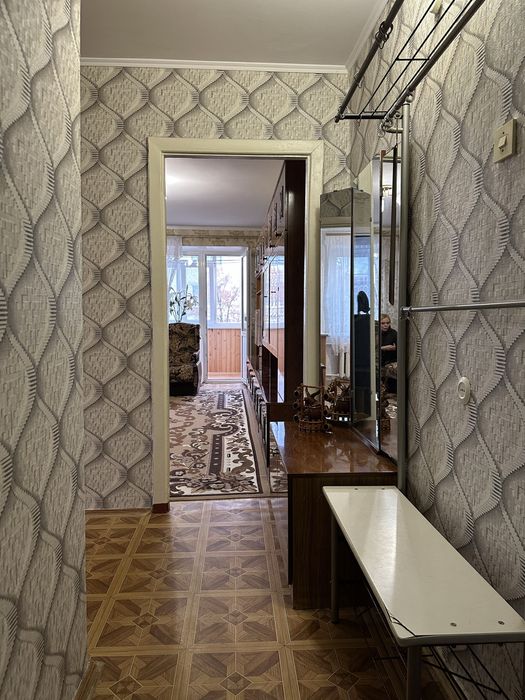 Двухкомнатная квартира. Левка Лукьяненко.