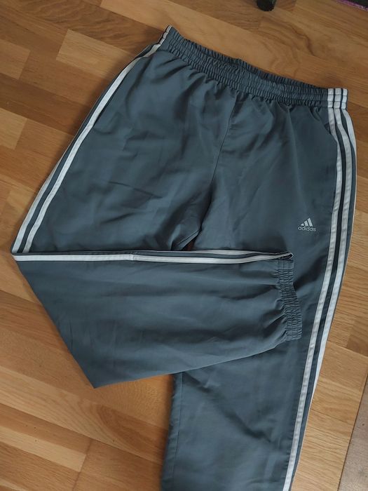 Szare dresy ortalionowe vintage adidas