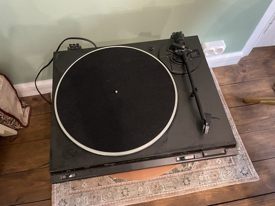 Вініловий програвач technics sl-bd20d