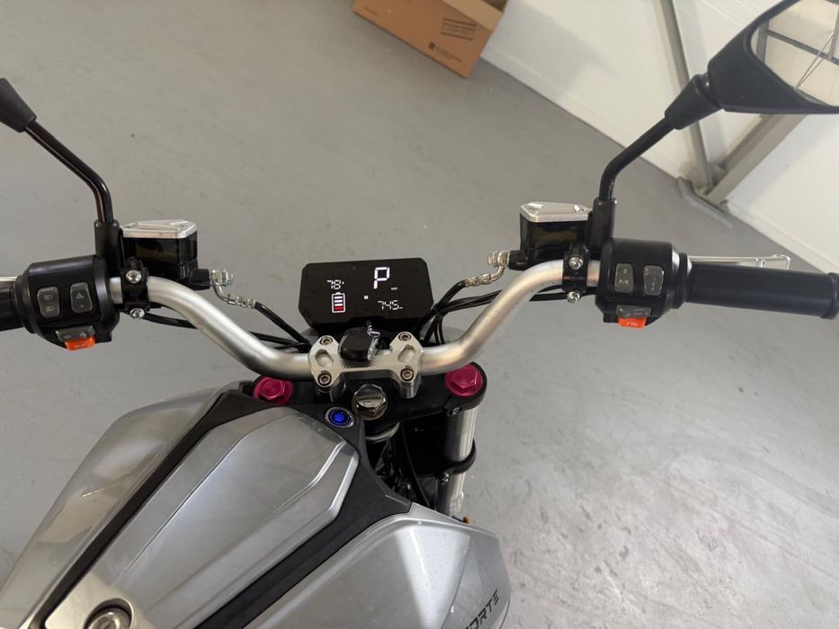 Електричний мотоцикл Forte V15