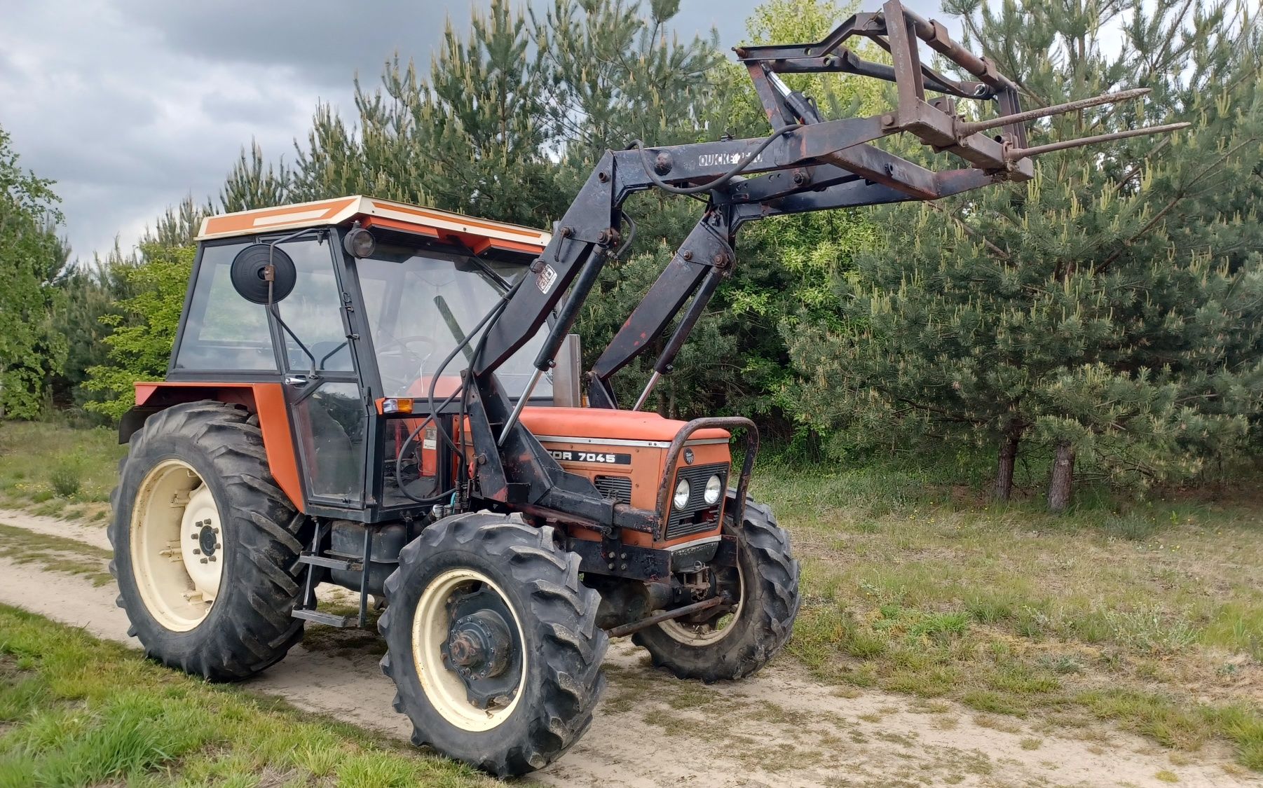 Traktor ZETOR 7045 4x4