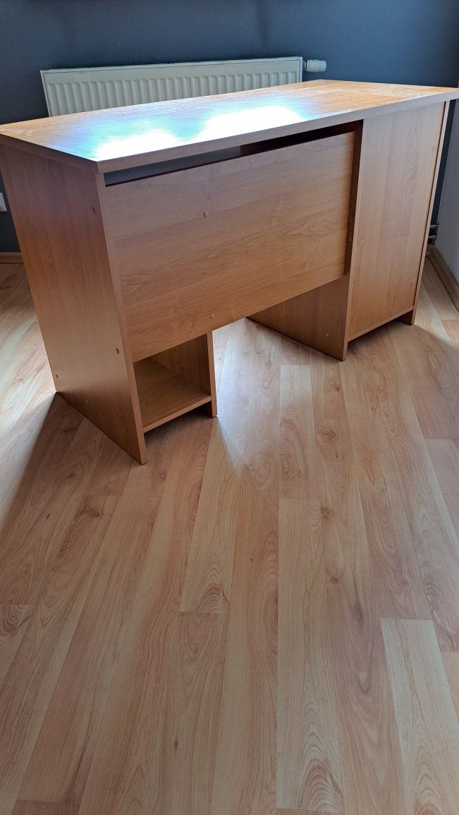 Biurko 120x60 cm w kolorze drewna olchowego