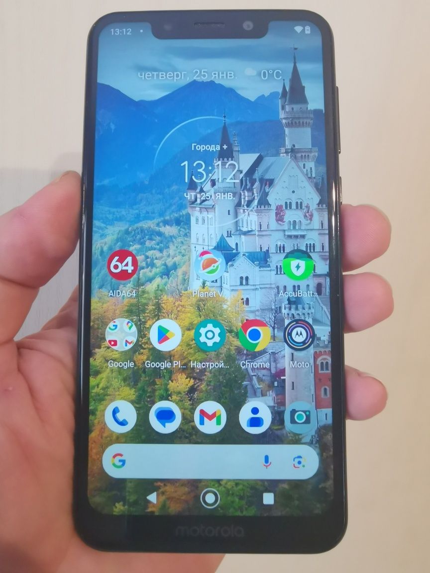 Motorola One. 4/64