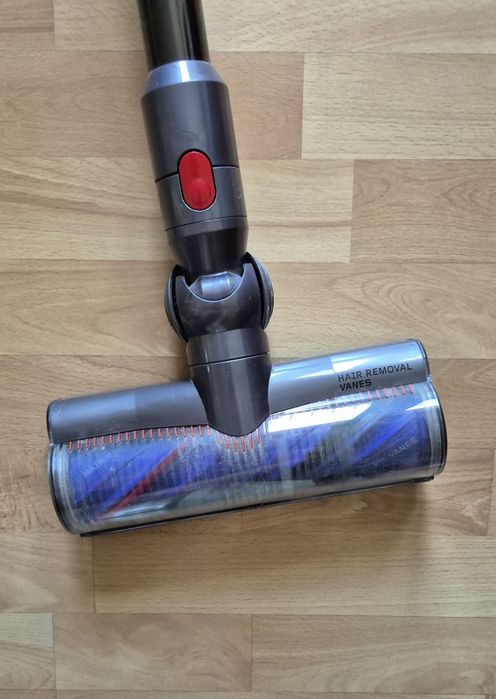 Odkurzacz pionowy Dyson v8