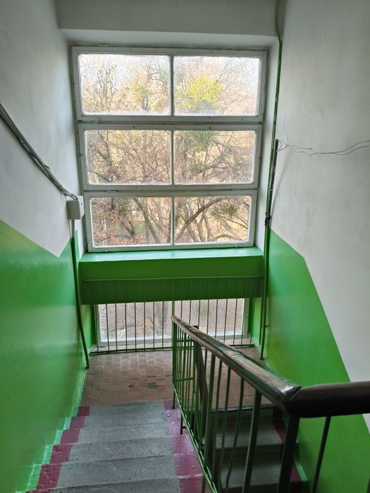 Продаж 2х кімнатної квартири по Б.Лятошинського!