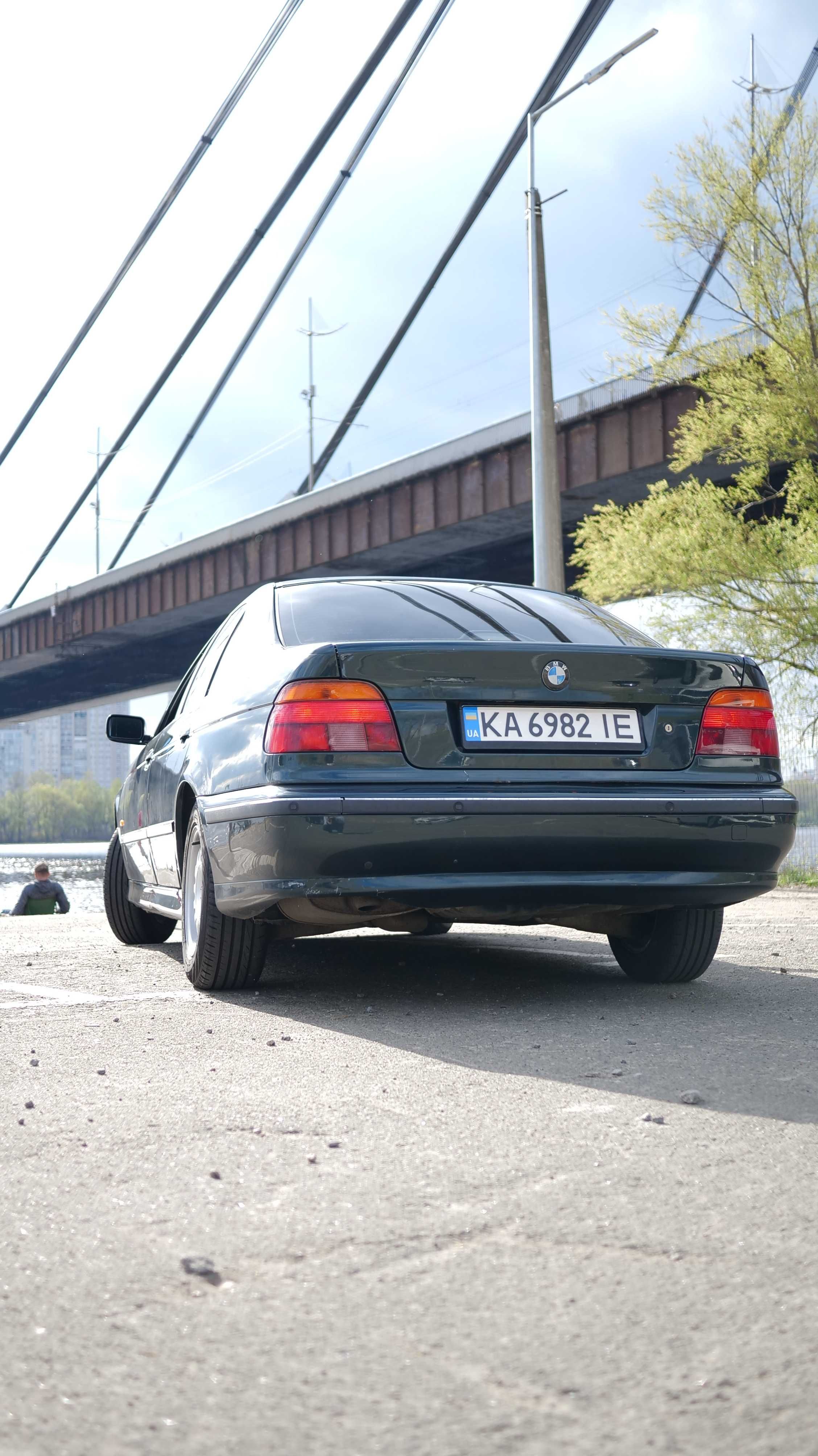 Продам BMW E39 520I в гарному стані