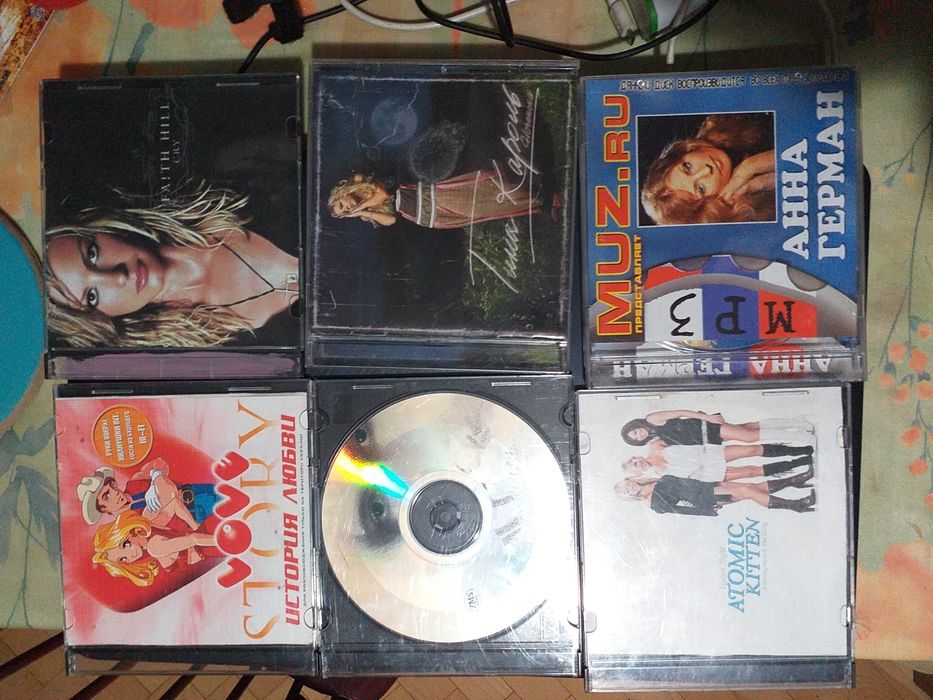 CD диски продам.Продаж