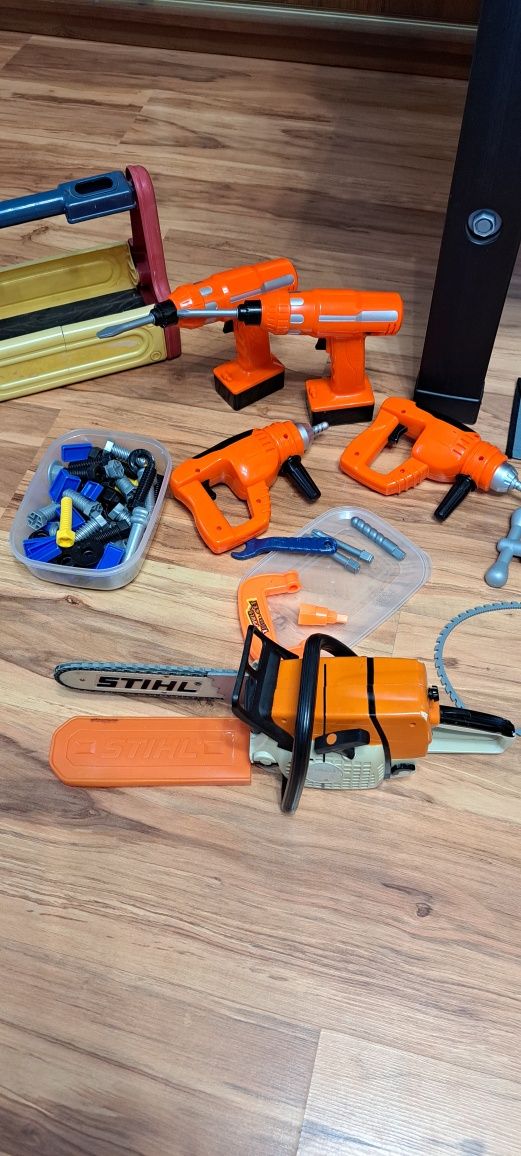 Warsztat Black&Decker stół dużo narzędzi dla dziecka