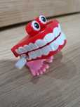 Dentadura saltitante super engraçado