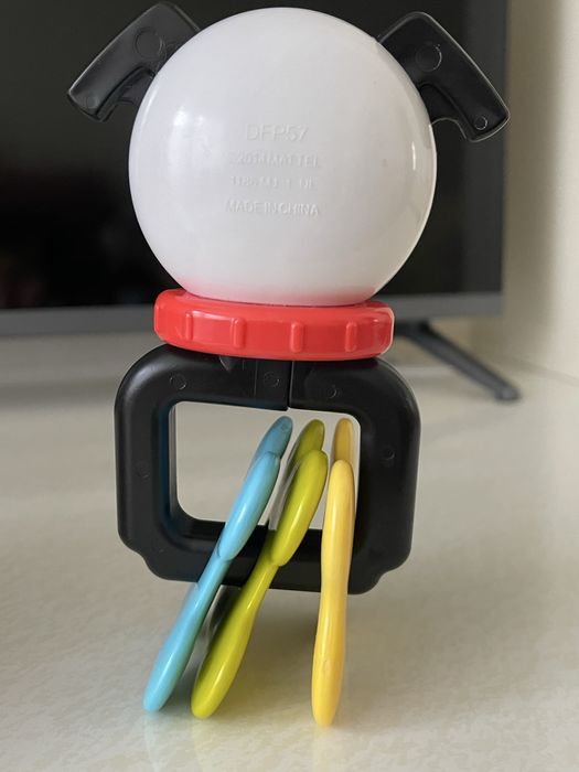 Дитяча іграшка розвиваюча брязкальце на присосці fisher price