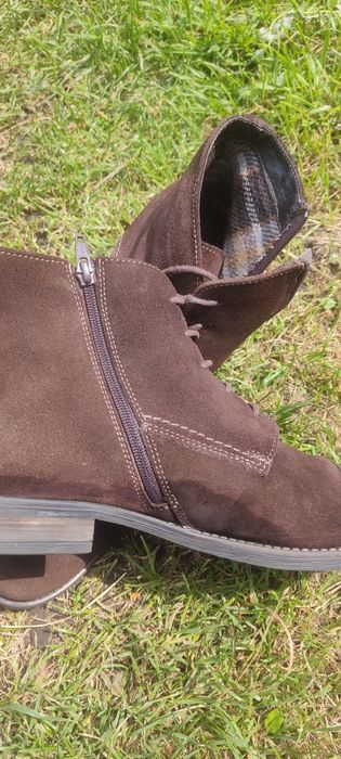Продам чоловічі ботинки