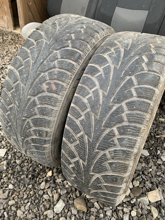 Колеса Резина шини шины зима hankook 215/65 r15 пара 17й рік хороші