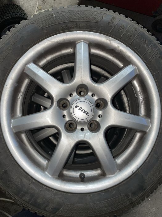 Felgi z oponami 5x110 et38 205/55/16 21rok