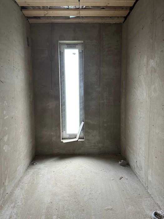 Продам американку з гаражем на ділянці 5 сот