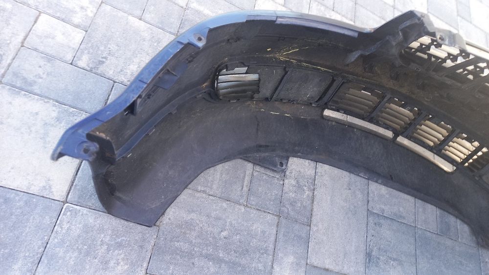 VW Passat b5 zderzak 95-99 przód przedni granatowy la5e