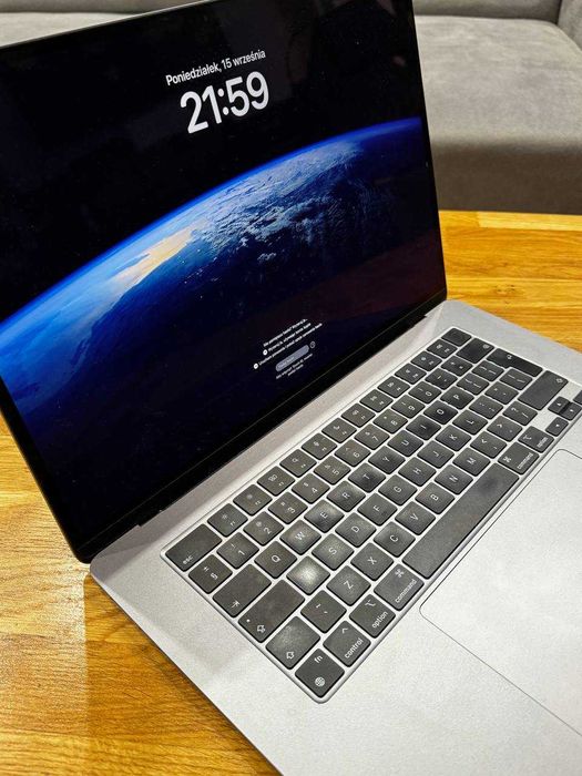 Apple MacBook Air M2/8GB/512/Mac OS Space Gray