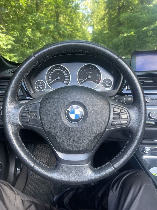 Продам руль bmw f30 f33 f32 f15 f16 и т.д -состояние отличное .