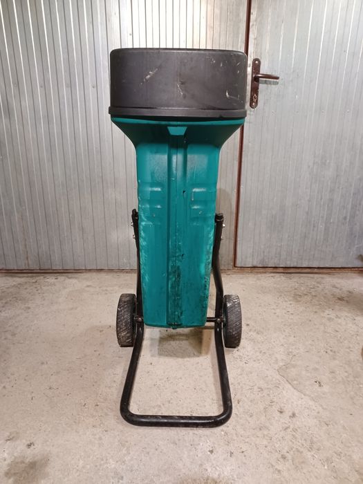 Sprzedam rozdrabniacz -rębak do gałęzi firmy BOSCH