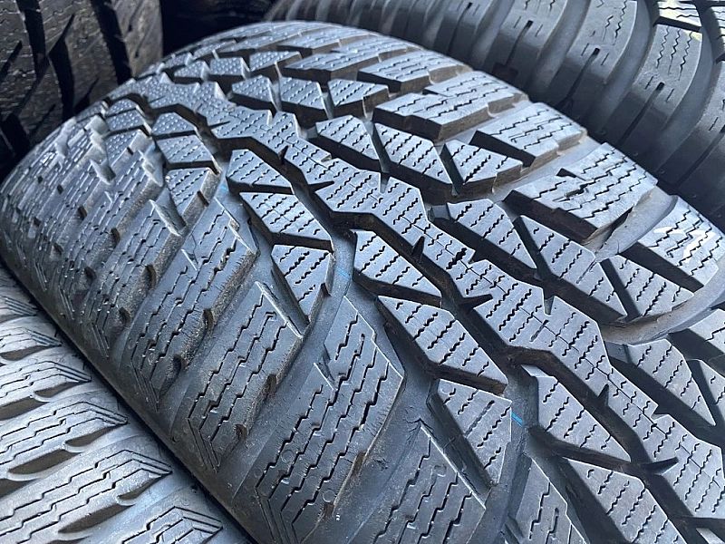 195/60r15 Nokian WR D4_7,5mm_2szt_(279)