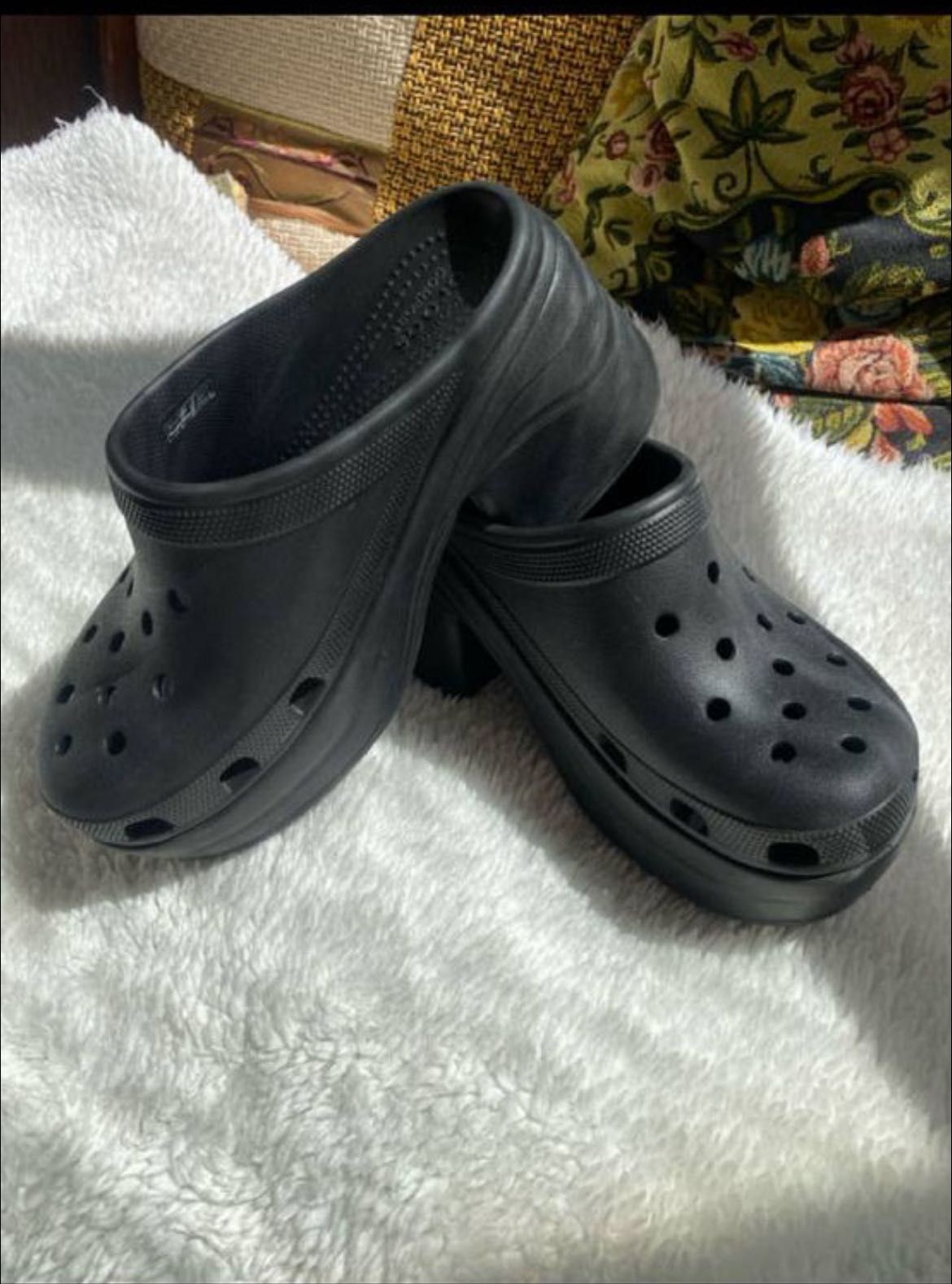 Продам сабы Crocs