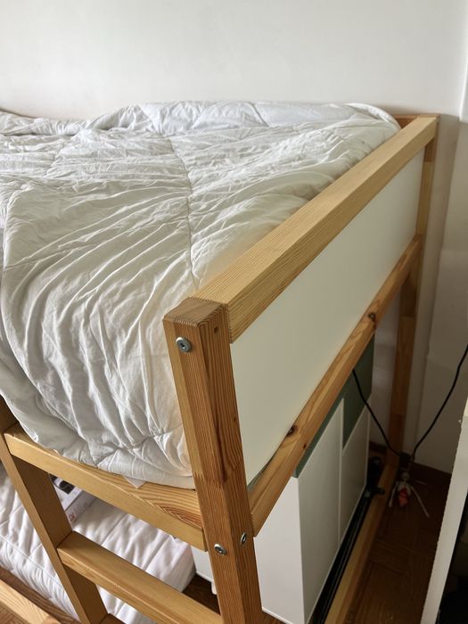 Cama reversivel Kura