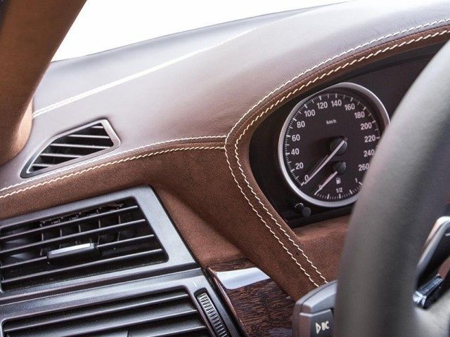 Перетяжка салонів авто