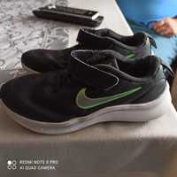 Buty dziecięce Nike starrunner just do it