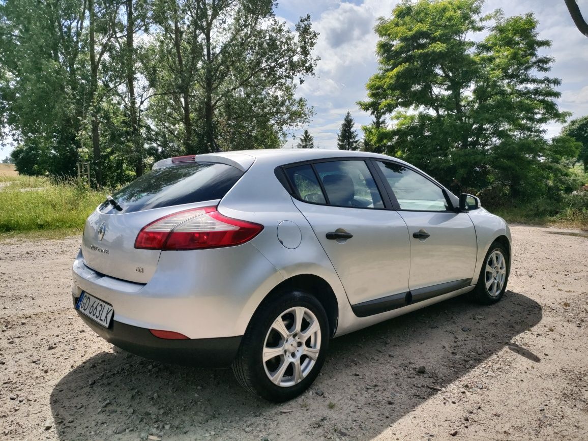 Renault Megane 3 III 1.5dci manual 5drzwi doinwestowany tanio!