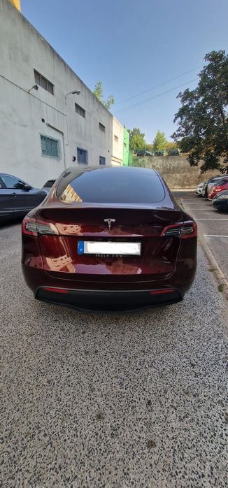Tesla Model Y Long Range RWD