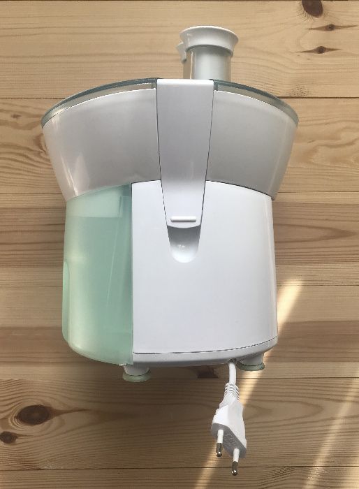 Соковижималка відцентрова центробіжна Philips HR1821