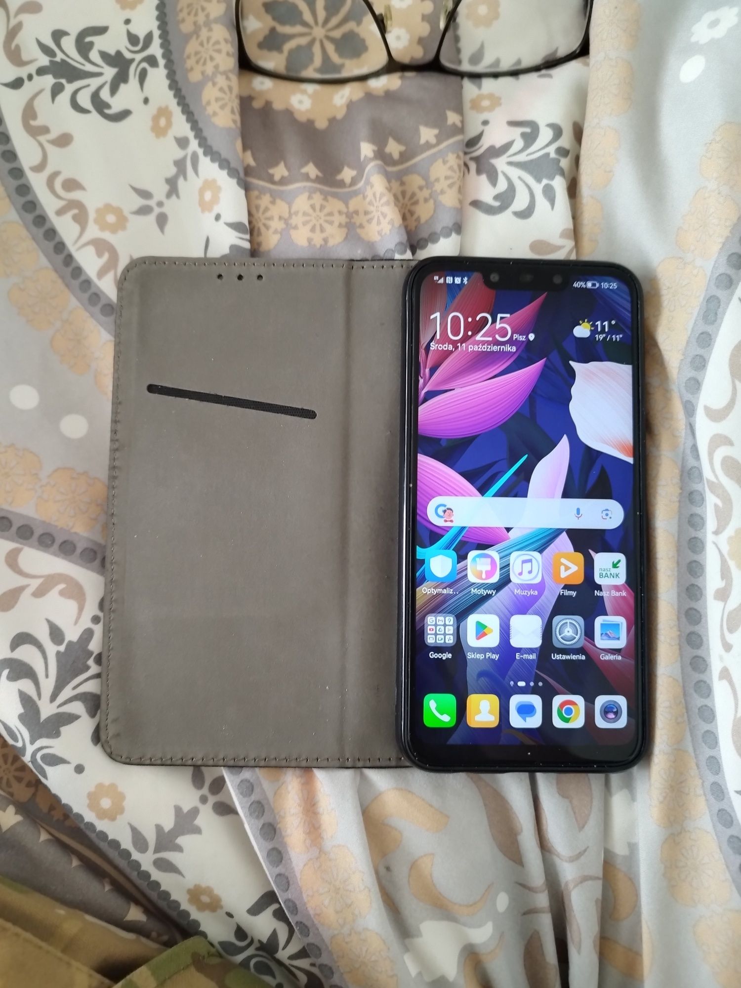 Smartfon Huawej P 20 Mate. Igła