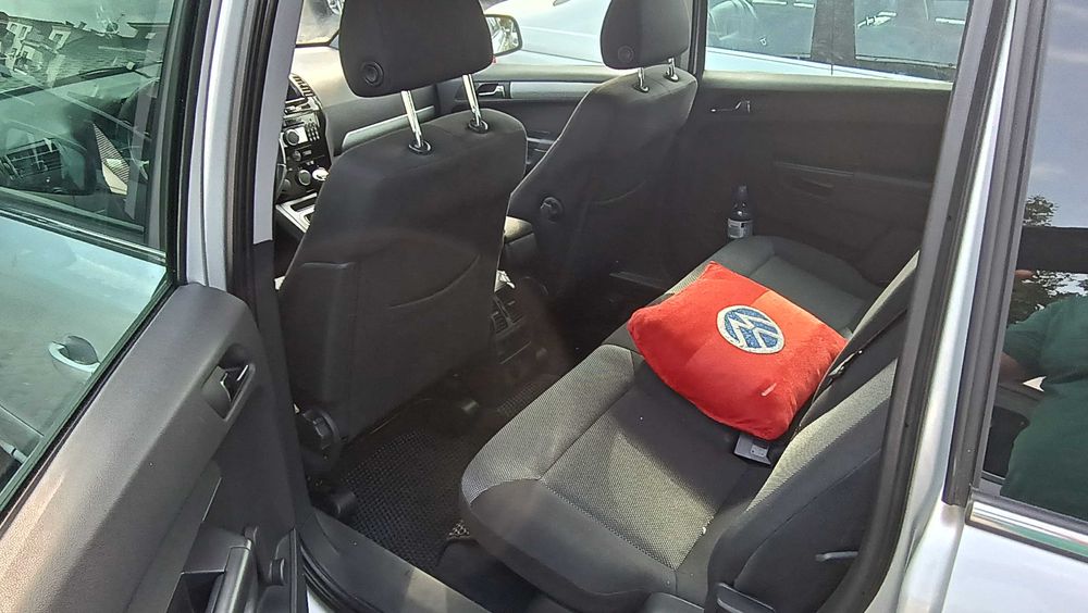 Продам авто зафира