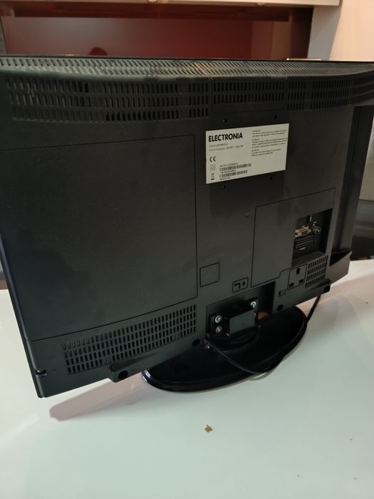 Televisão 24 polegadas
