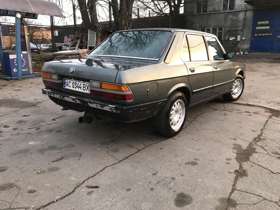 BMW 518i E28 1986