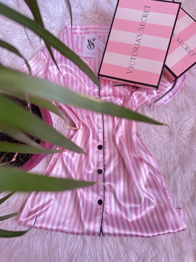 Сорочка Victoria’s Secret