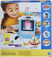 Набор кухня Play-Doh Kitchen Creations Rising Cake Oven Kitchen