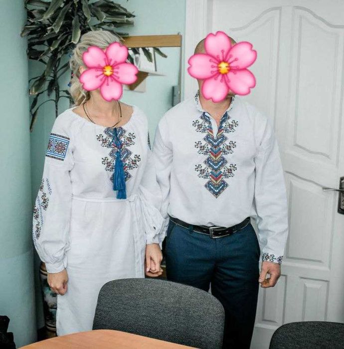 Продам парні вишиванки