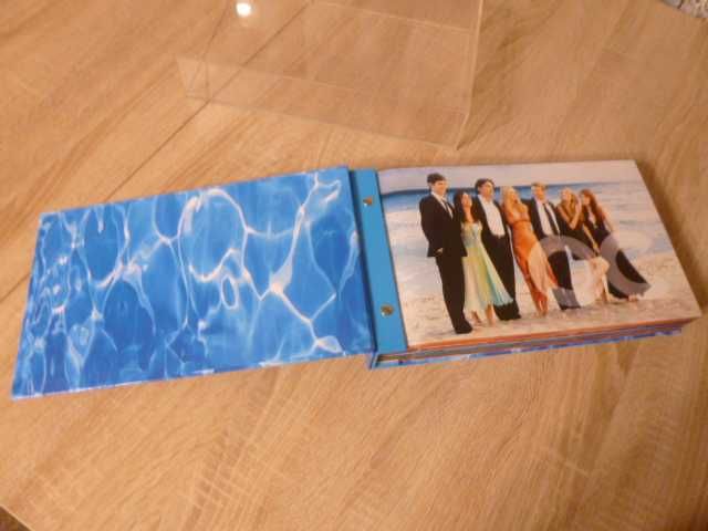 Życie Na Fali [30 DVD] The O.C. Sezony 1-4 [Komplet] - edycja albumowa